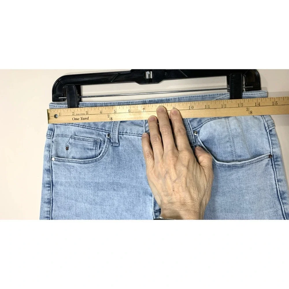 Laurie Felt Jeans Womens 8 29X26 Daisy‎ Denim Slim Crop Raw Hem Light Wash
